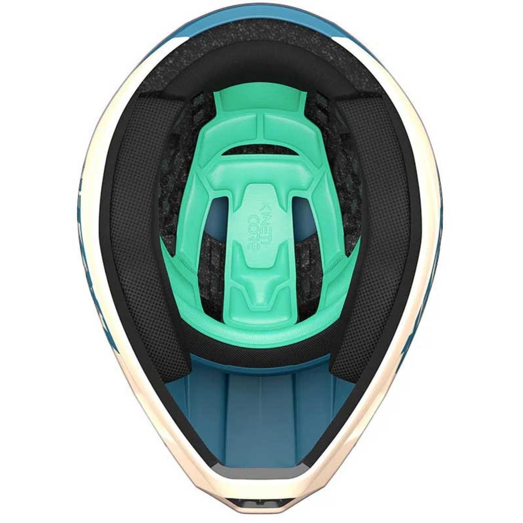 77550064300002515-0016_05.jpg