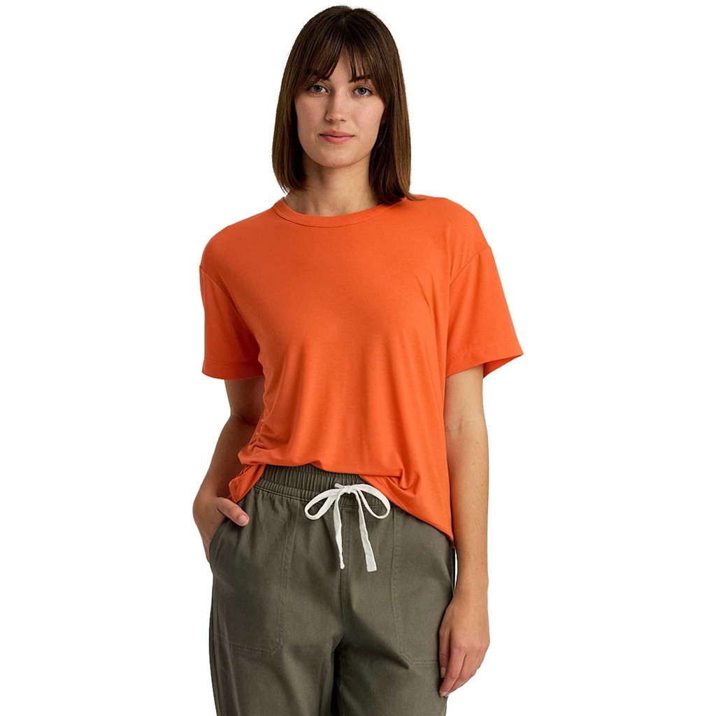 Free Fly Women's Elevate Lightweight T-Shirt