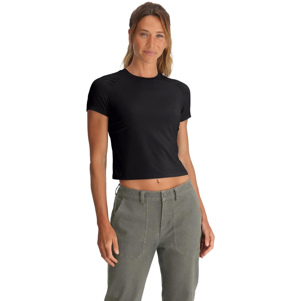 Free Fly Women's Elevate Lightweight Fitted T-Shirt