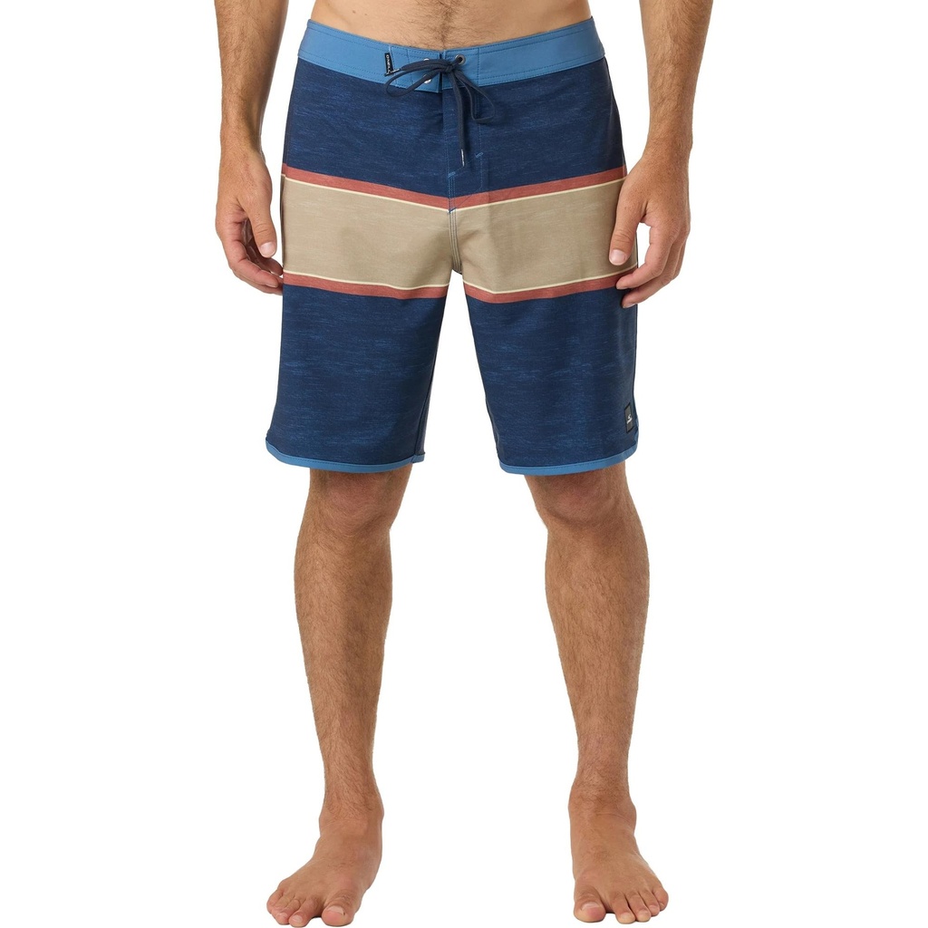 O'Neill Men's Lennox Scallop 19 in Boardshorts