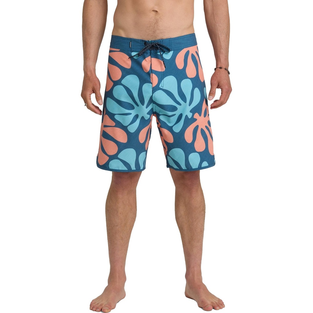 Quiksilver Men's SurfSilk Sol Tiles Scallop 19 in Boardshorts