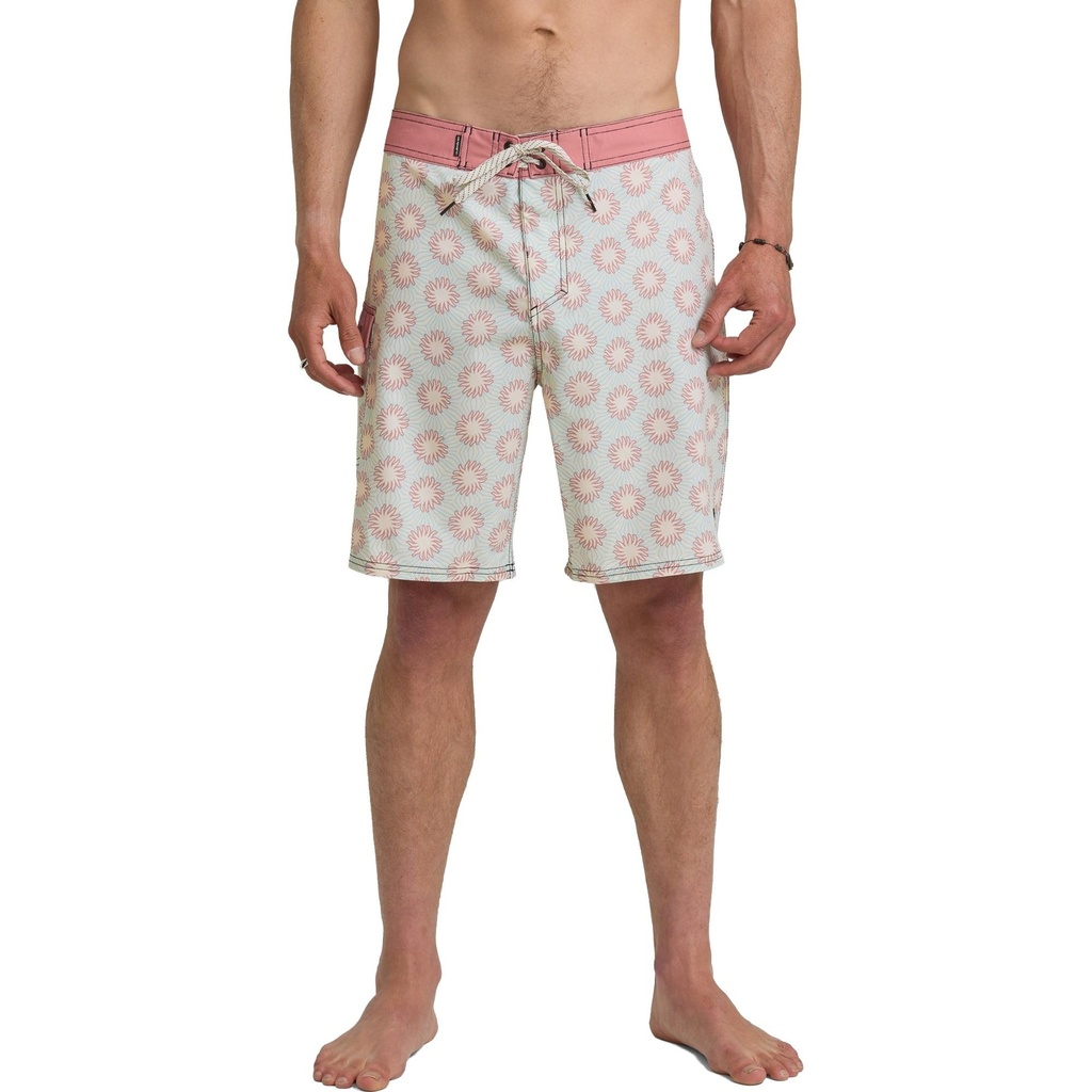 Quiksilver Men's Ocean Mayhem 19 in Boardshorts
