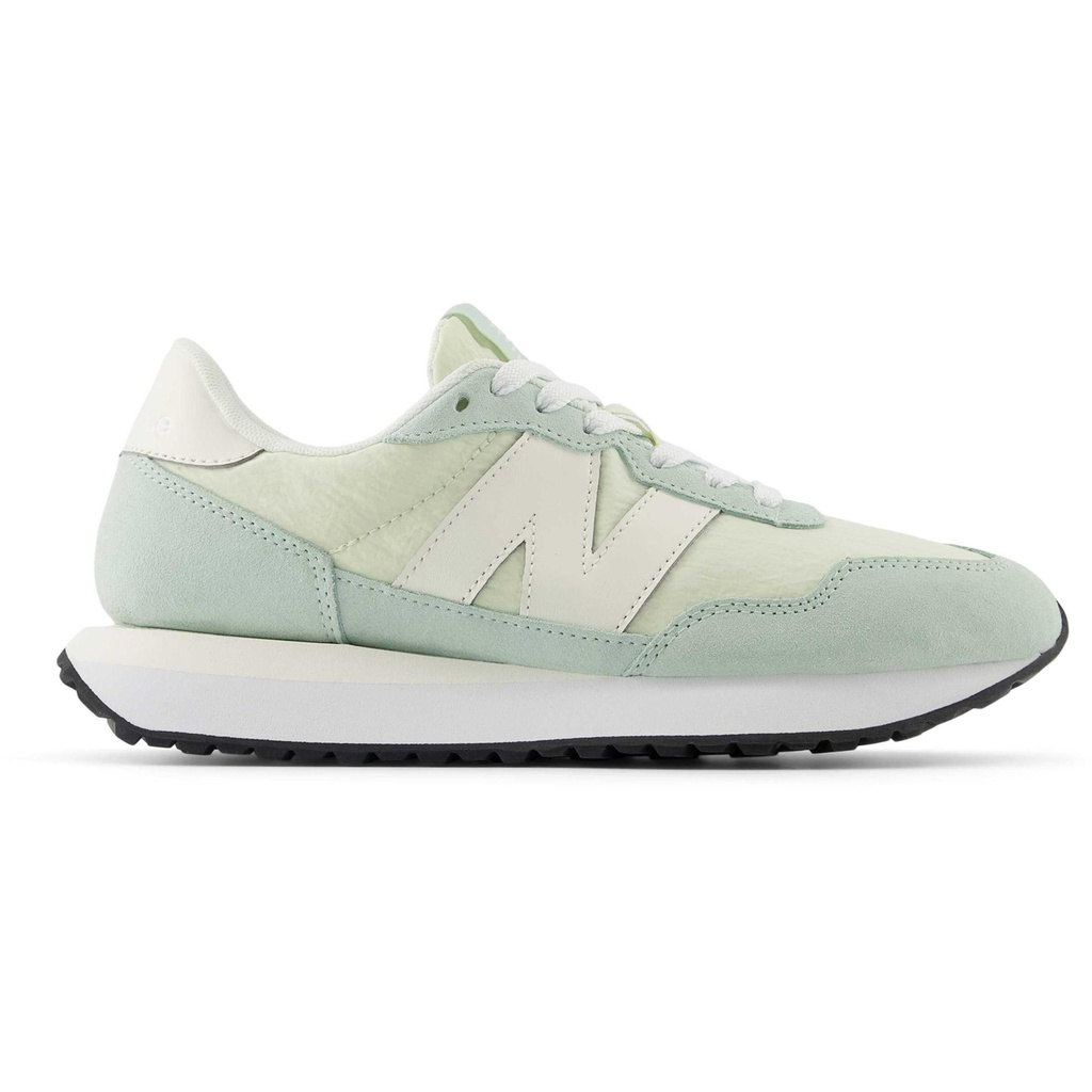 New Balance Women's 237 Shoes