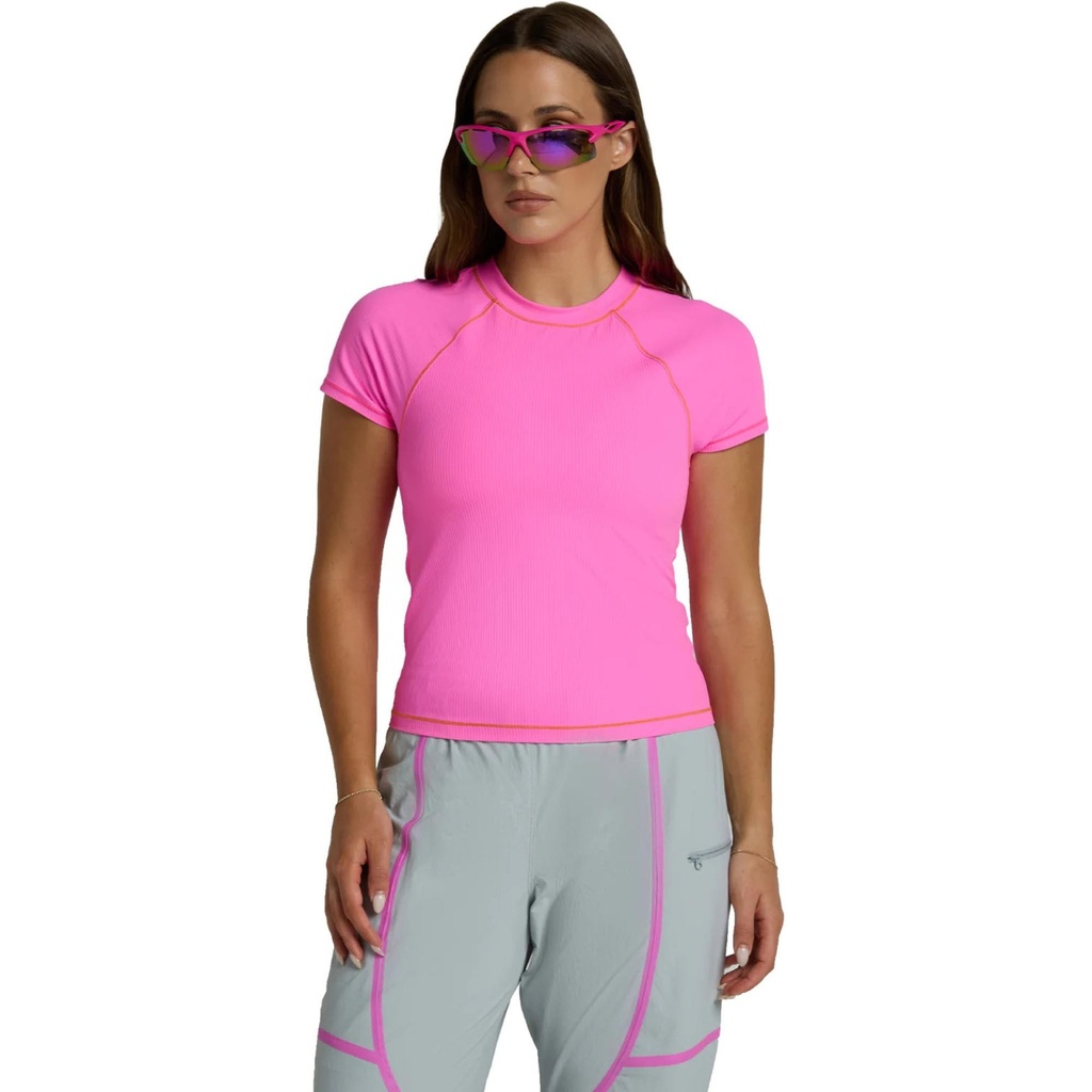 SENIQ Women's Oasis UV Protect Short Sleeve T-Shirt