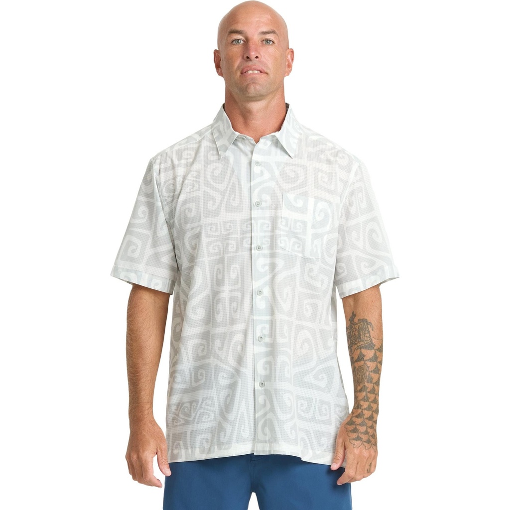 Quiksilver Men's Performance Pack Short Sleeve Shirt