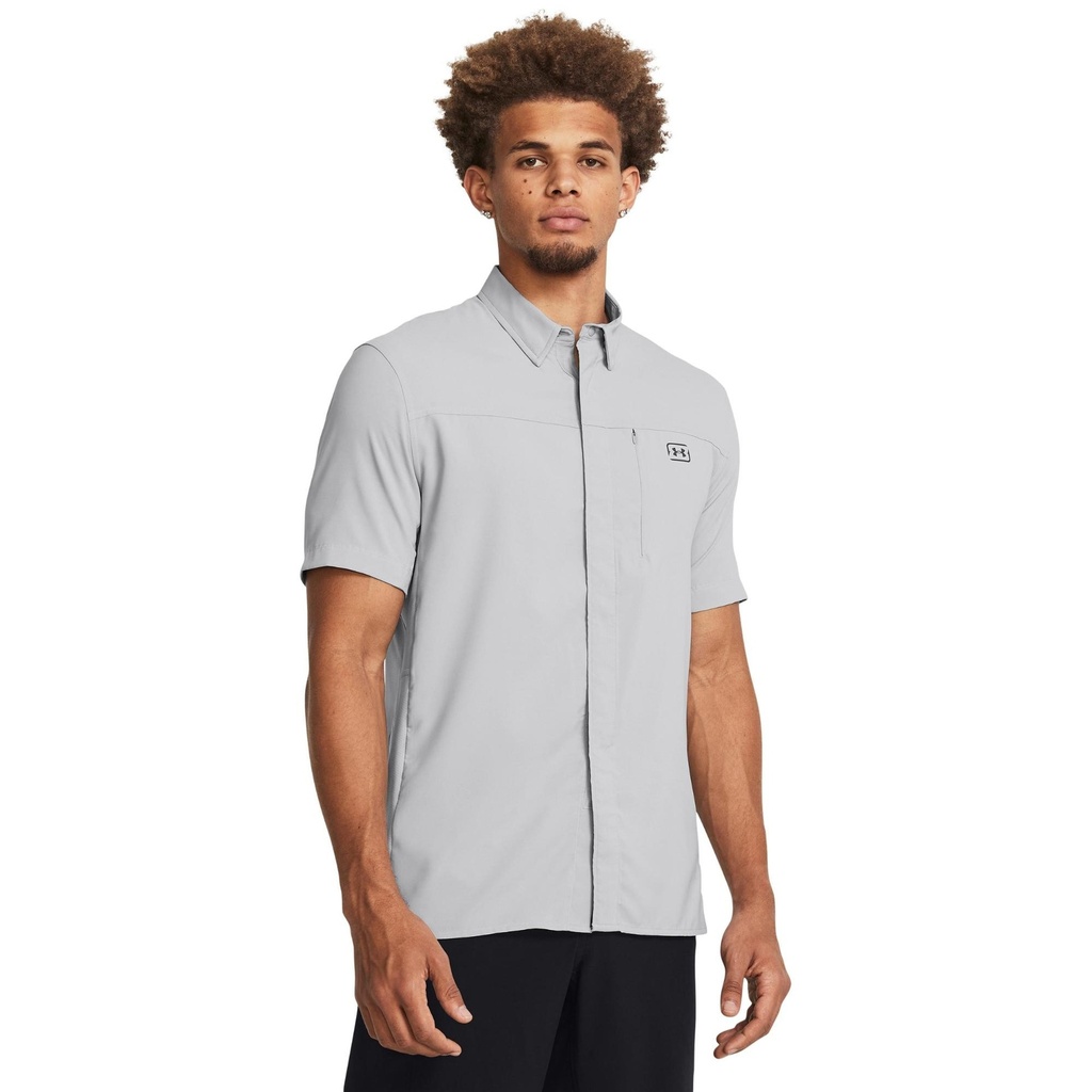 Under Armour Men's UA Fish Pro Hybrid Woven Button Up Shirt