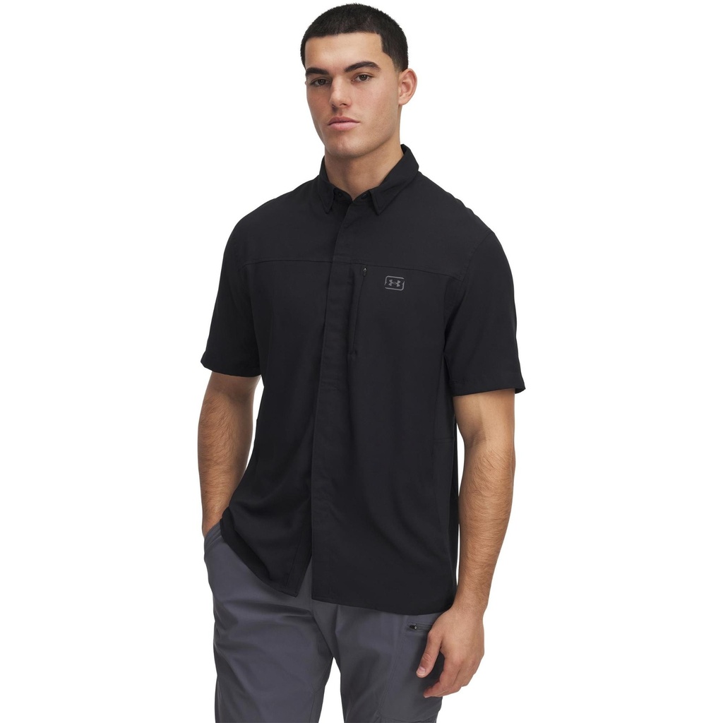Under Armour Men's UA Fish Pro Hybrid Woven Button Up Shirt