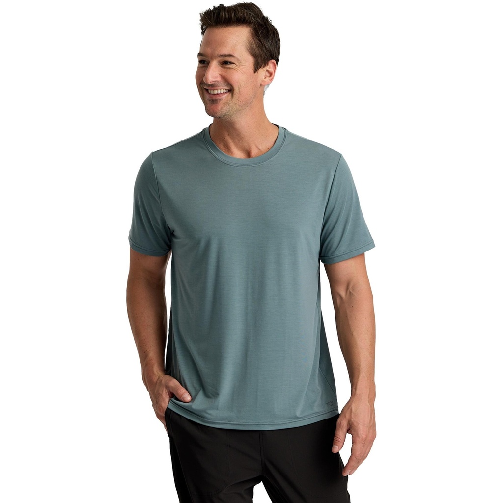 Free Fly Men's Elevate Lightweight T-Shirt