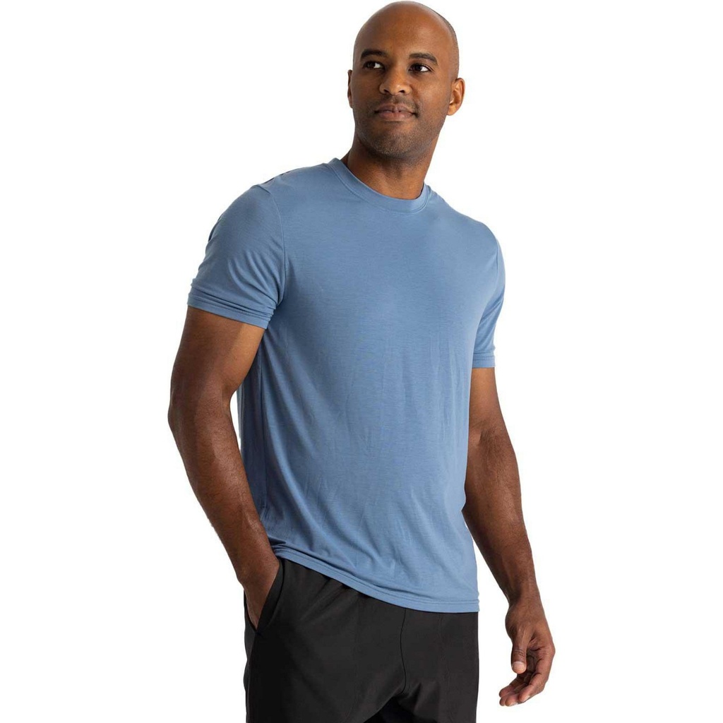 Free Fly Men's Elevate Lightweight T-Shirt