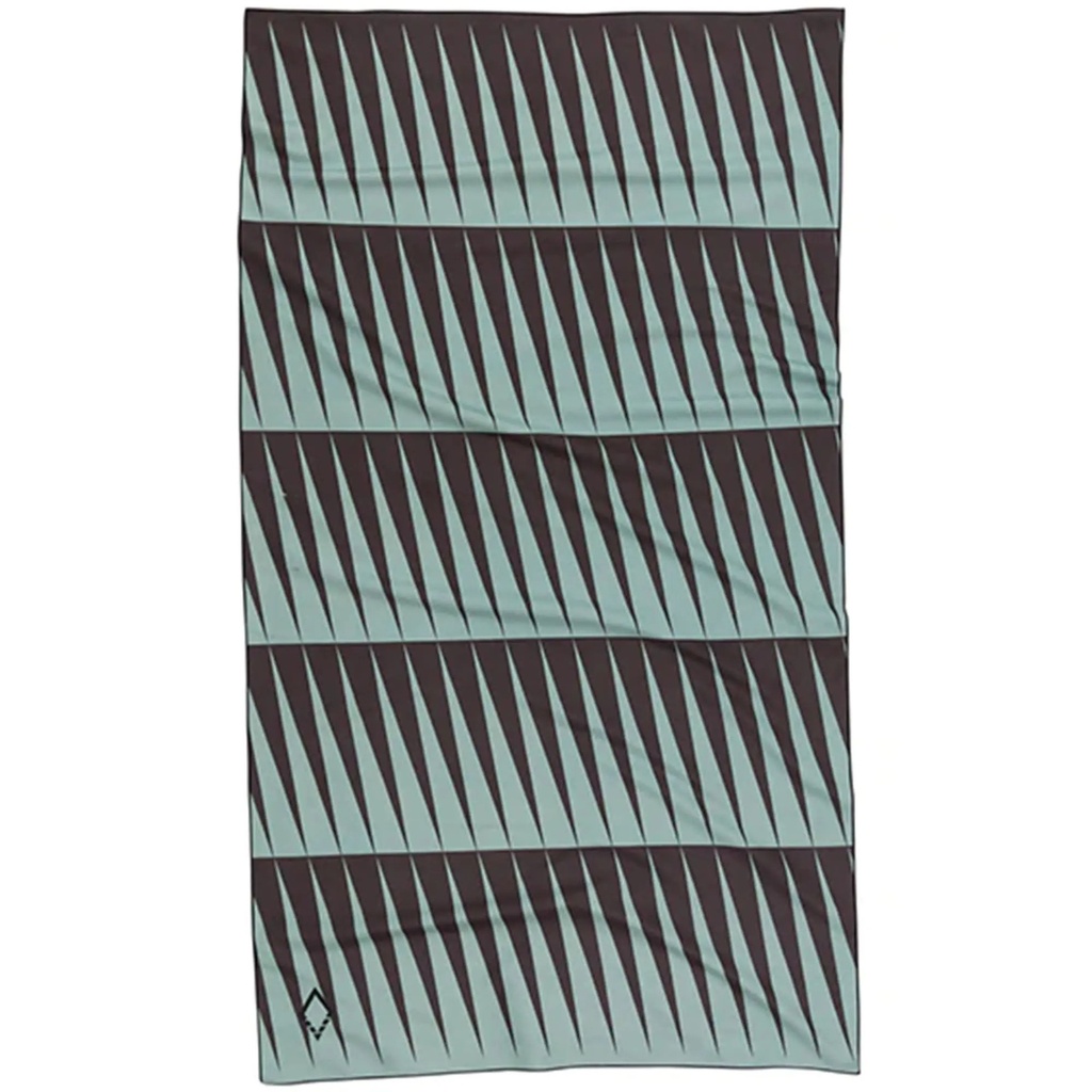 [000217201000000] Nomadix Ultralight Towel (Heat Wave Teal)