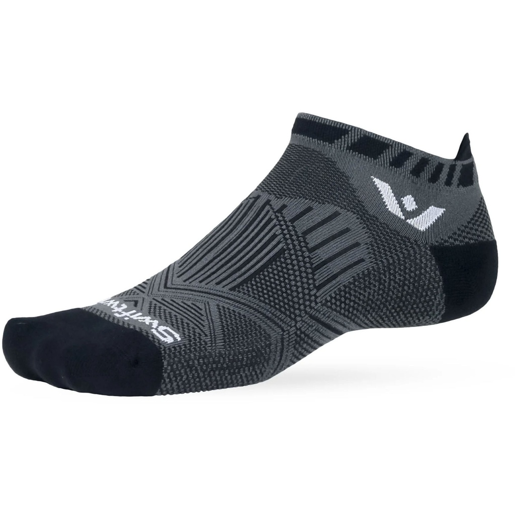 Swiftwick Aspire No Show Socks